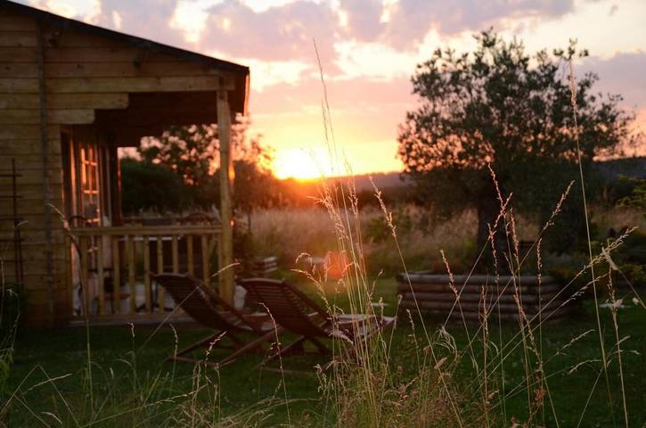 Chalet pour 2 personnes, avec jardin ainsi que terrasse et vue dans Yonne - 3
