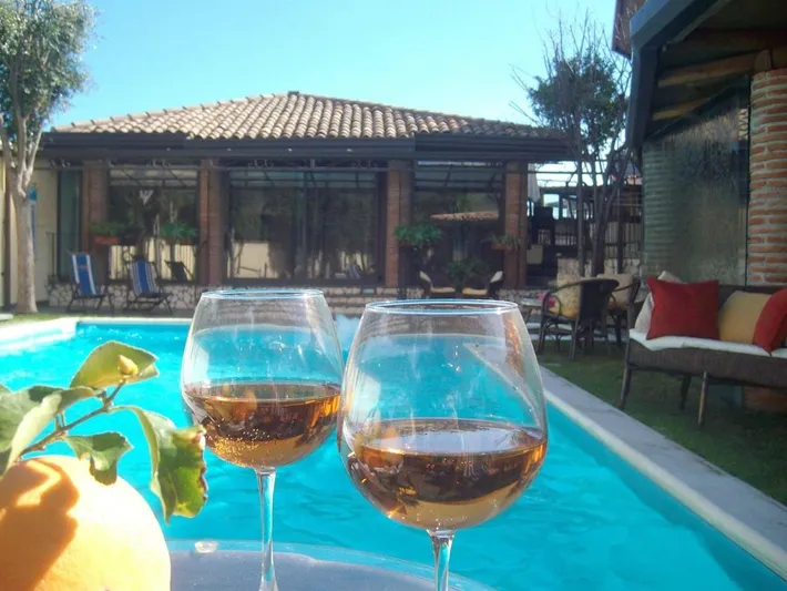 Casa vacanza per 5 persone, con panorama e giardino nonché piscina, con animali domestici - 1