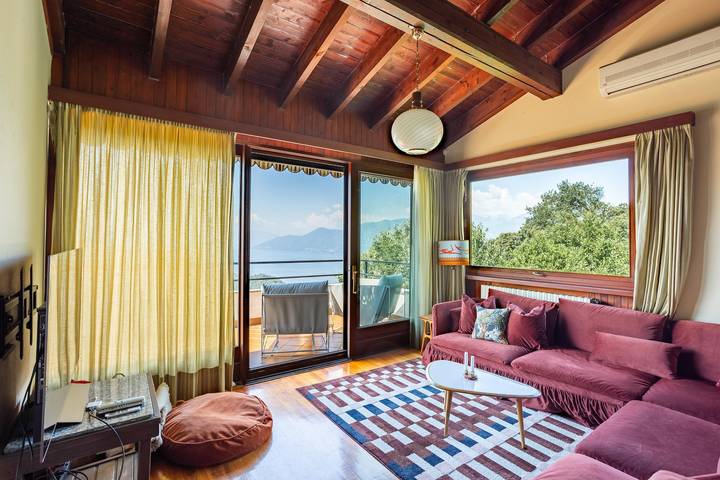 Ferienhaus für 8 Personen, mit Garten und Seeblick