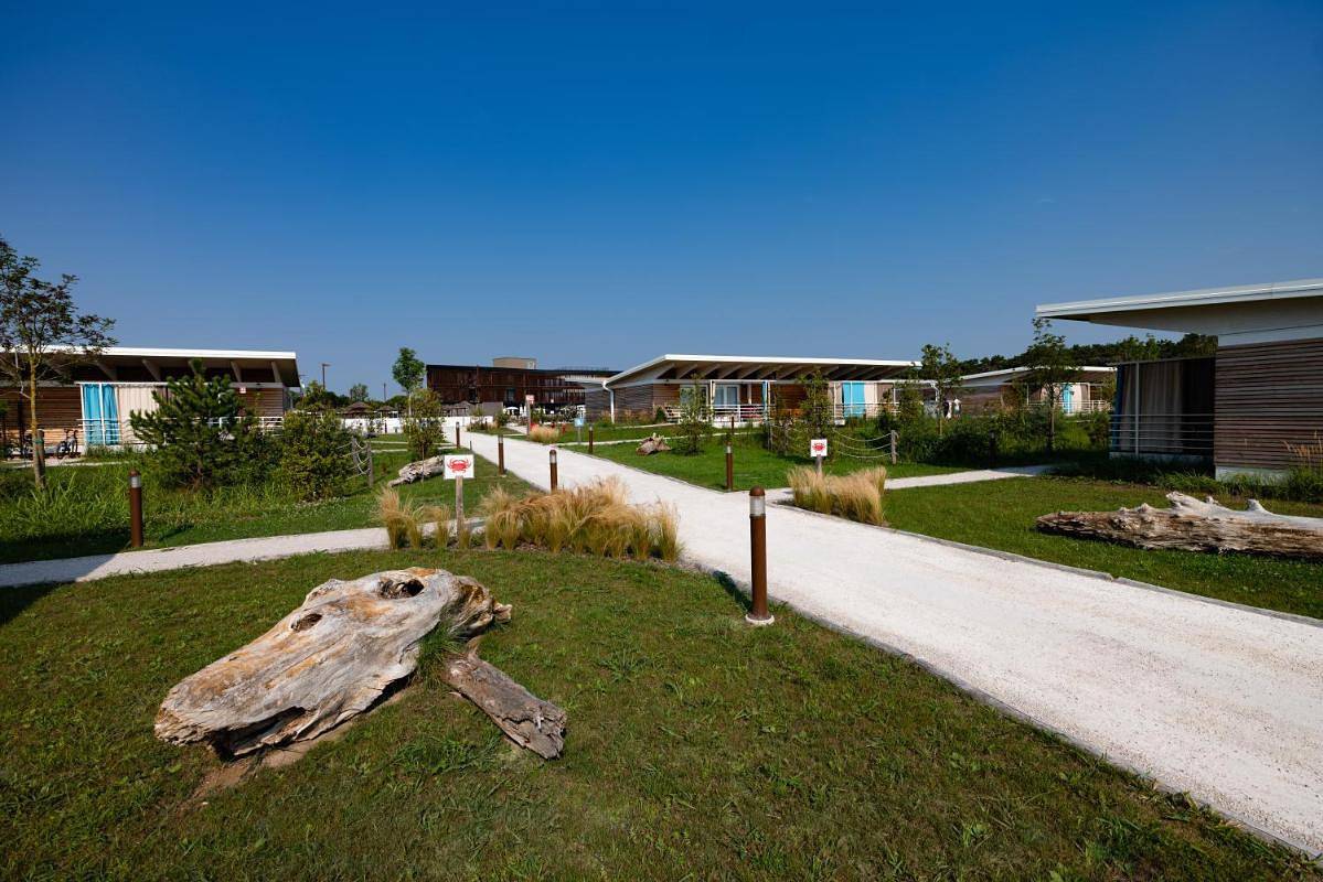Das schicke Lino delle Fate Eco Resort mit 2 Betten bietet Platz für 7 Personen in Bibione, San Michele al Tagliamento