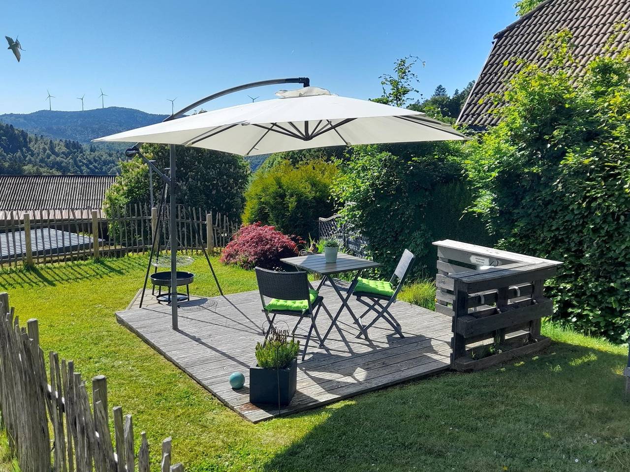 Appartement entier, Penthouse avec balcon, jardin clos & terrasse in Suedlicher Schwarzwald, Görwihl