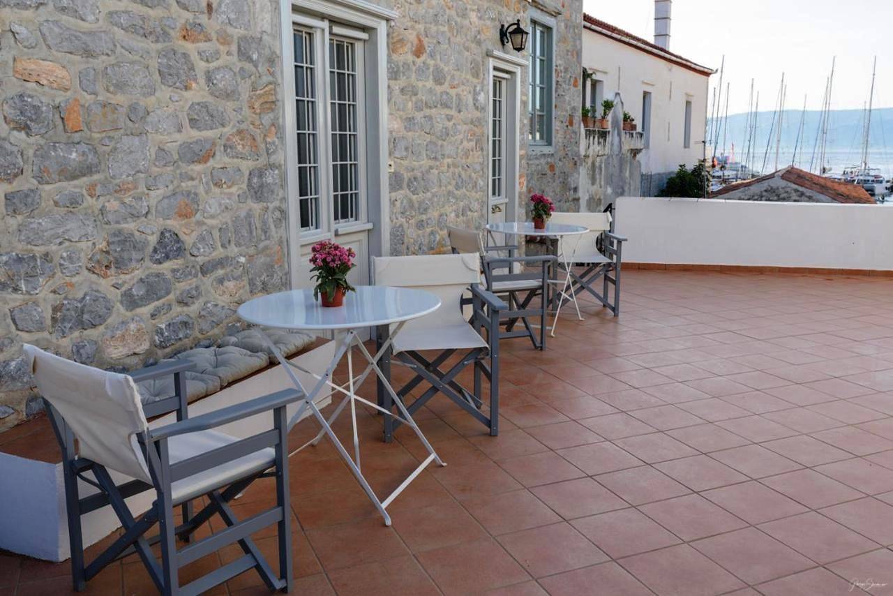 Appartement entier, Astraea in Hydra