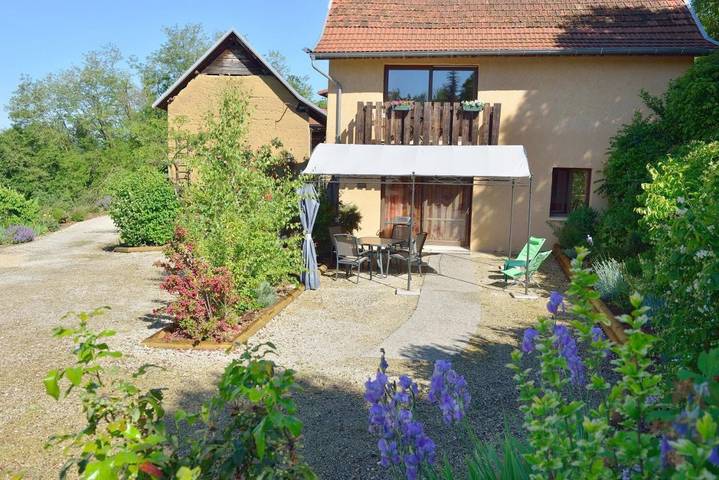 Appartement de vacances pour 3 personnes, avec jardin et jacuzzi