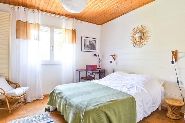 Location de vacances pour 7 personnes, avec terrasse et jardin dans Plage De La Bosse L Epine - 4