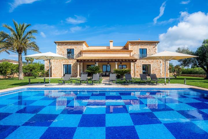 Ferienhaus für 10 Personen, mit Balkon und Garten sowie Seeblick in Calas de Mallorca - 2