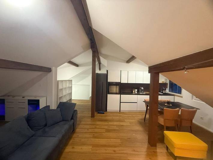 Gîte pour 5 personnes, avec terrasse et vue à Wimmis