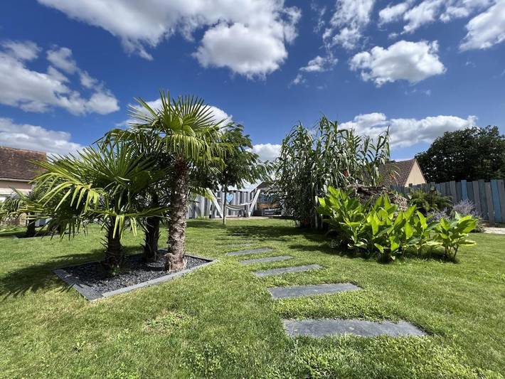 Location de vacances pour 10 personnes, avec jacuzzi ainsi que jardin et piscine à Roézé-sur-Sarthe - 2