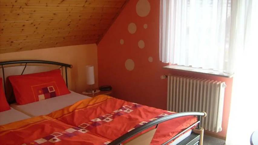 Gîte pour 4 personnes, avec jardin à Ettenheim - 2