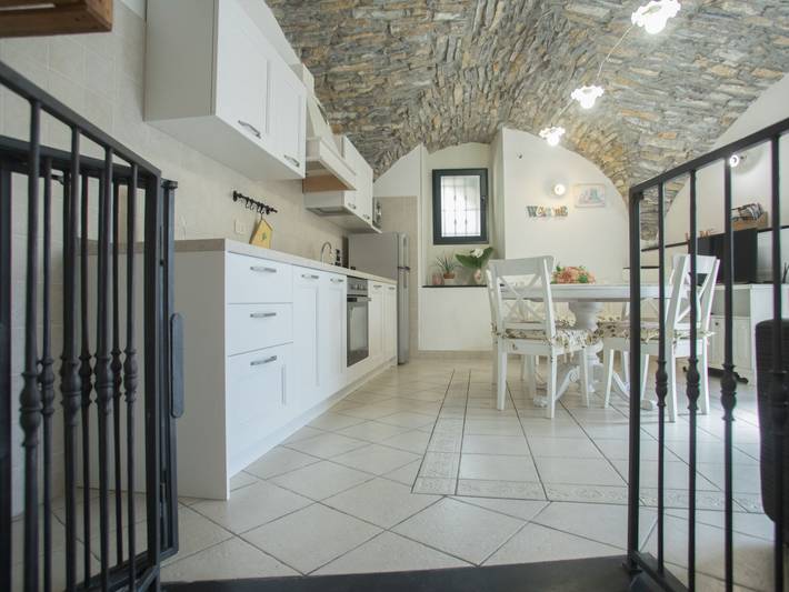 Gîte pour 6 personnes, avec jardin, animaux acceptés à Diano San Pietro - 2