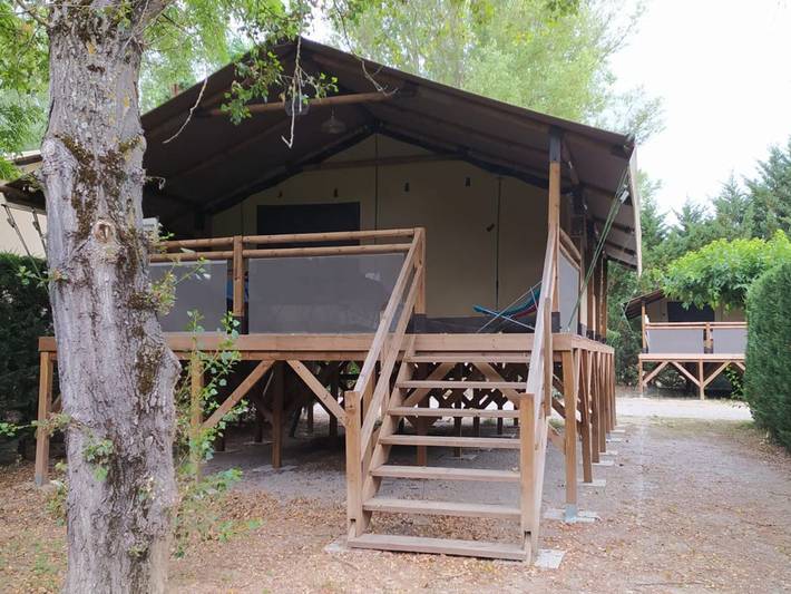Location de vacances pour 5 personnes, avec terrasse et piscine à Saint-Maime - 2