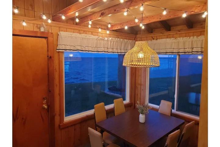 Vacation rental for 9 people in Houghton Lake