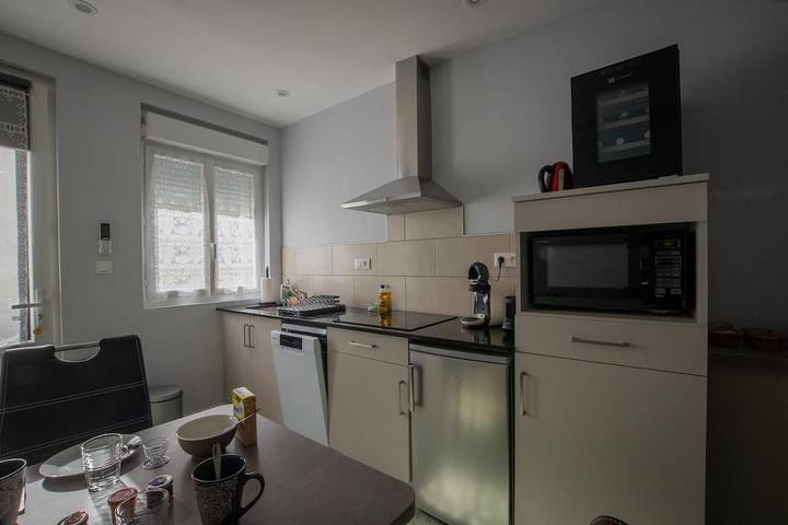 Location de vacances pour 5 personnes, avec terrasse et jardin, animaux acceptés à Civaux - 2