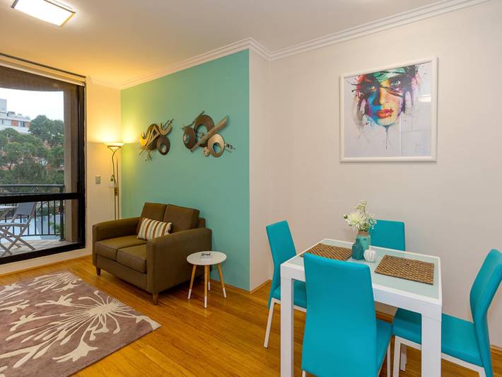 Appartement entier, Emplacement urbain florissant, centre de restauration à proximité du Cbd in Pyrmont, Sydney