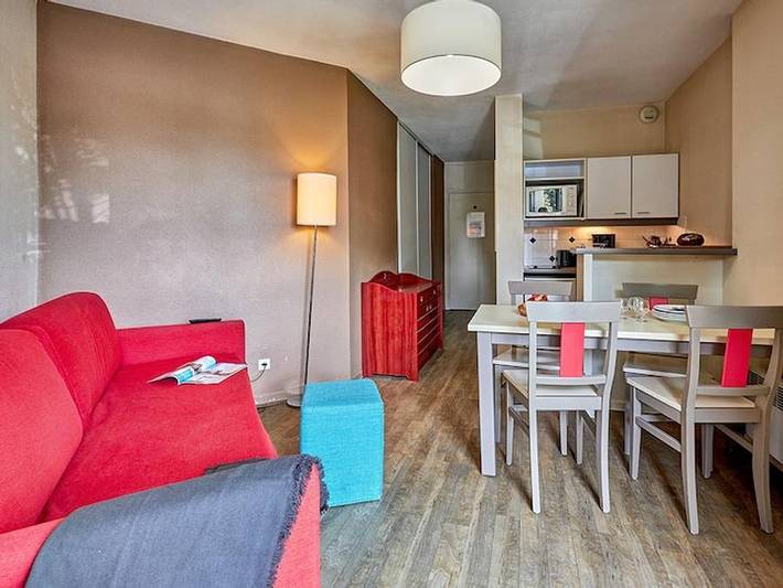 Camping pour 4 personnes, avec balcon, animaux acceptés dans le Calvados - 3
