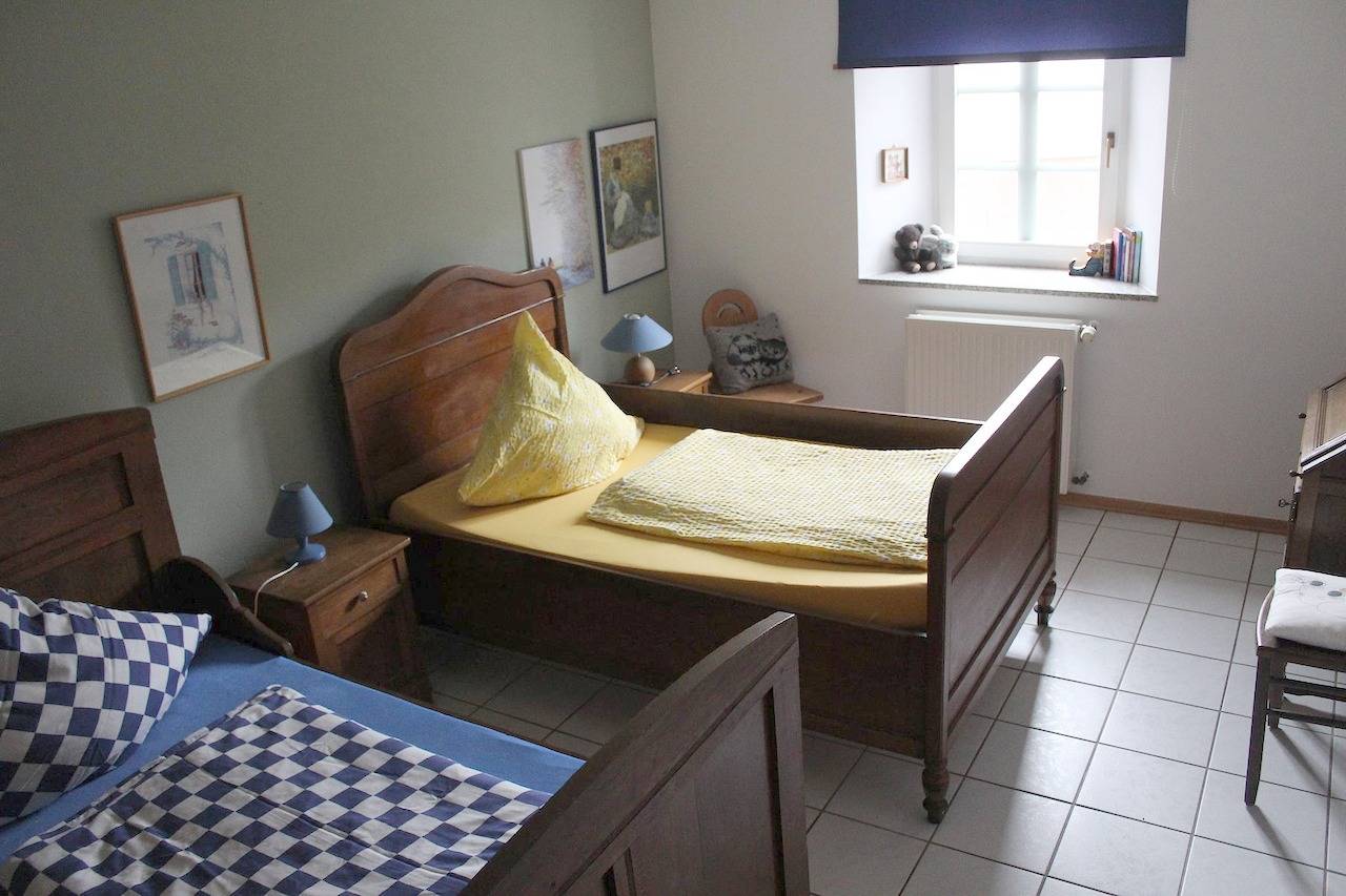 Ganze Ferienwohnung, 4-Bettwohnung Erdgeschoß in Halsdorf, Eifelkreis Bitburg-Prüm