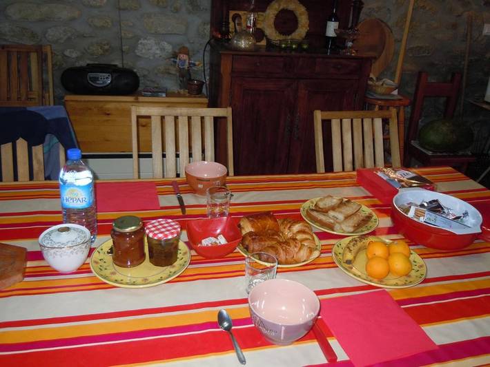 Gîte pour 3 personnes, avec Balcon et Terrasse ainsi que Jardin et Vue à Saint-Jean-Pla-de-Corts - 2