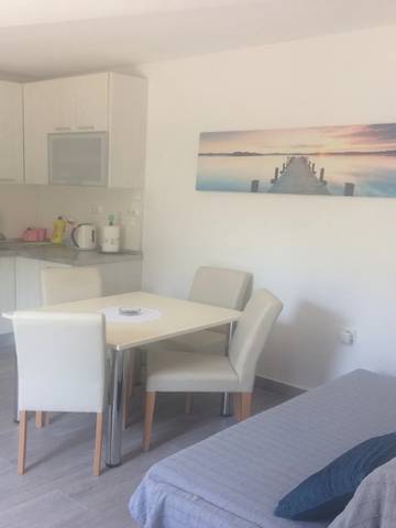 Ferienwohnung für 4 Personen in Jezera, Murter, Bild 3