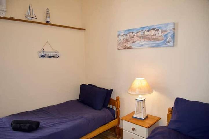 Stunning, historic holiday apartment in Criccieth, Gwynedd