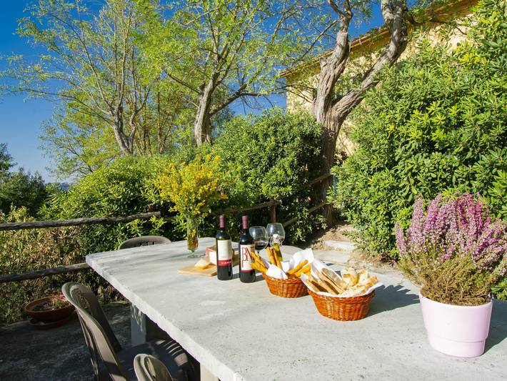 Ferienhaus für 4 Personen, mit Ausblick und Terrasse sowie Garten, mit Haustier