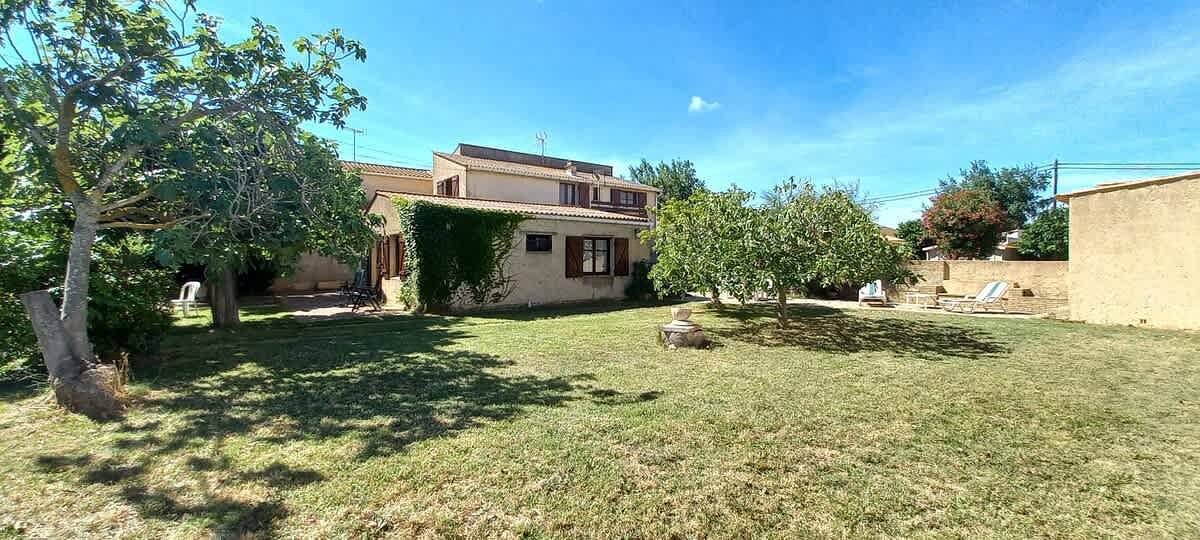 Large House Valras-Plage – 300 m from the Beach in Valras-Plage, Côte d'Améthyste