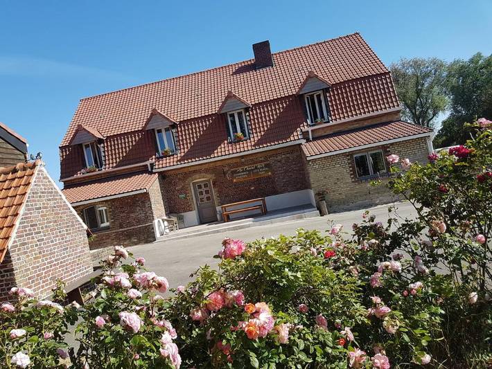 Location de vacances pour 3 personnes, avec jardin ainsi que terrasse et jacuzzi à Quaëdypre - 4