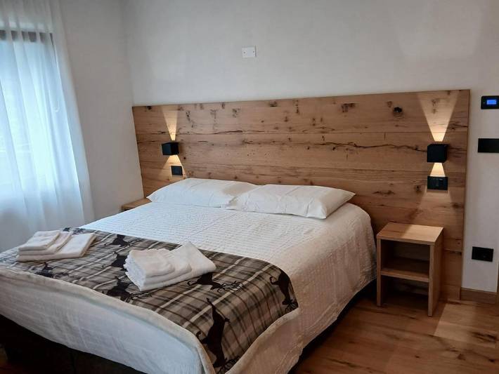 Hôtel pour 2 personnes, avec jardin ainsi que terrasse et vue à San Lorenzo in Banale - 2