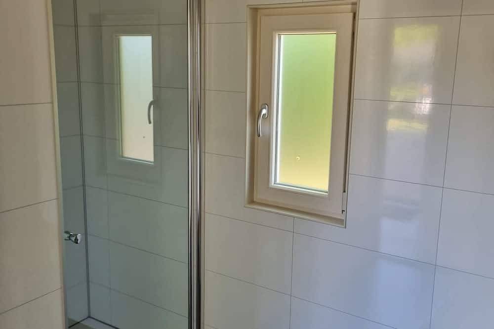 Chalet mit 2 Schlafzimmern und einer Terrasse in Velsen-Zuid, Niederländische Nordsee