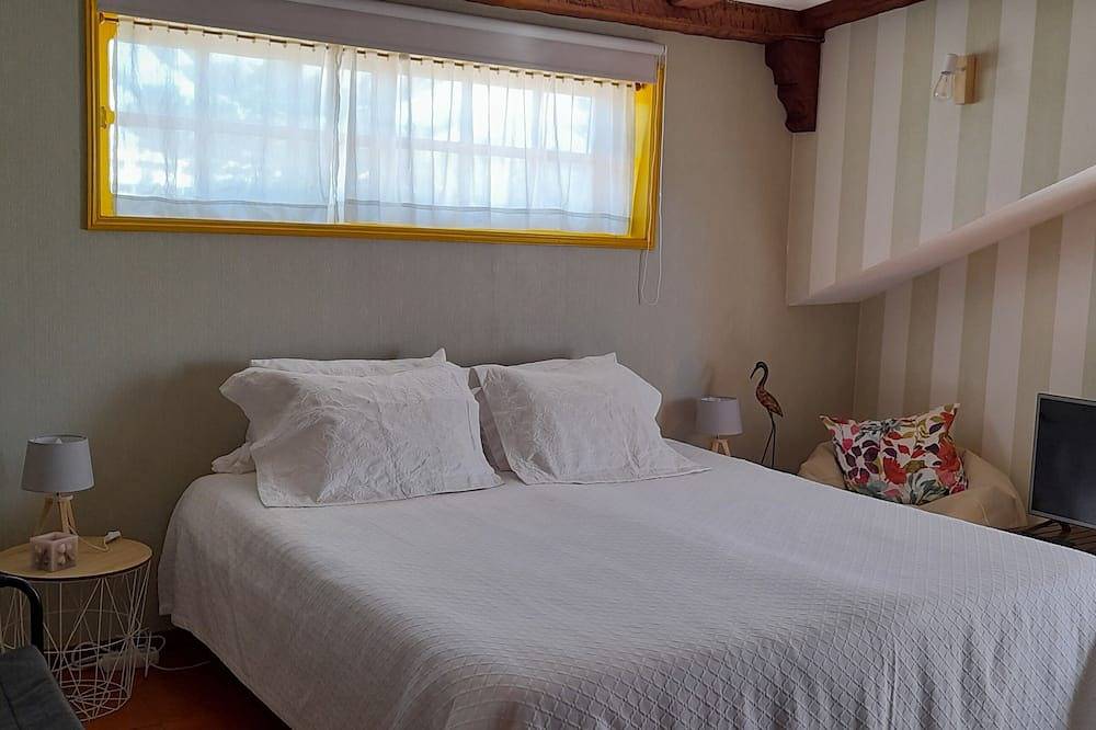 Casa Amarela 10 m from the beach in Esmoriz, Aveiro Distrikt