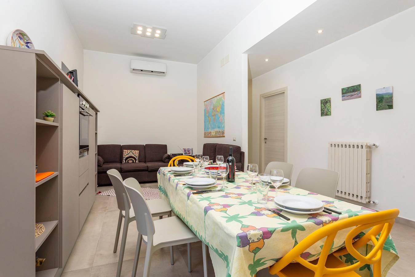 Appartement entier, Appartement de vacances 'A Casa Nostra' avec terrasse, jardin commun et Wi-Fi in Catane, Province de Catania