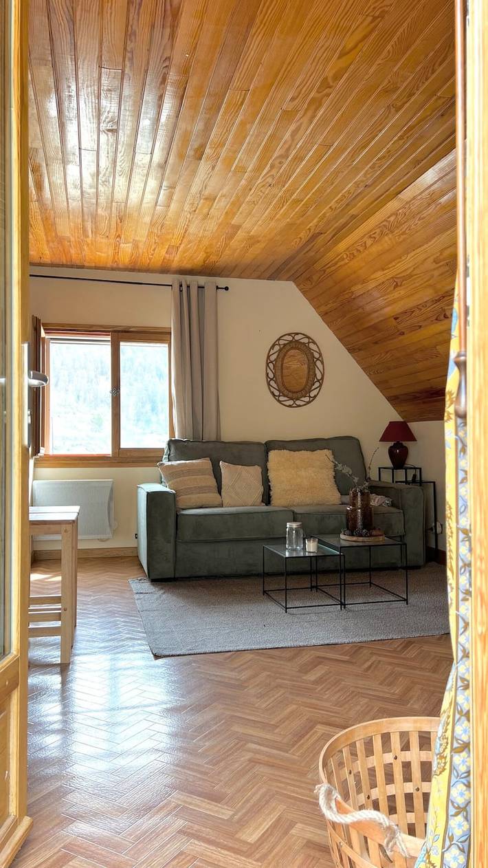 Gîte pour 2 personnes, avec terrasse, adapté aux familles dans Valberg (Niza) - 3