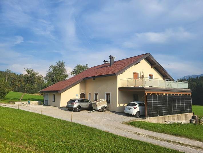 Gîte pour 4 personnes, avec Terrasse ainsi que Jardin et Vue à Thalgau
