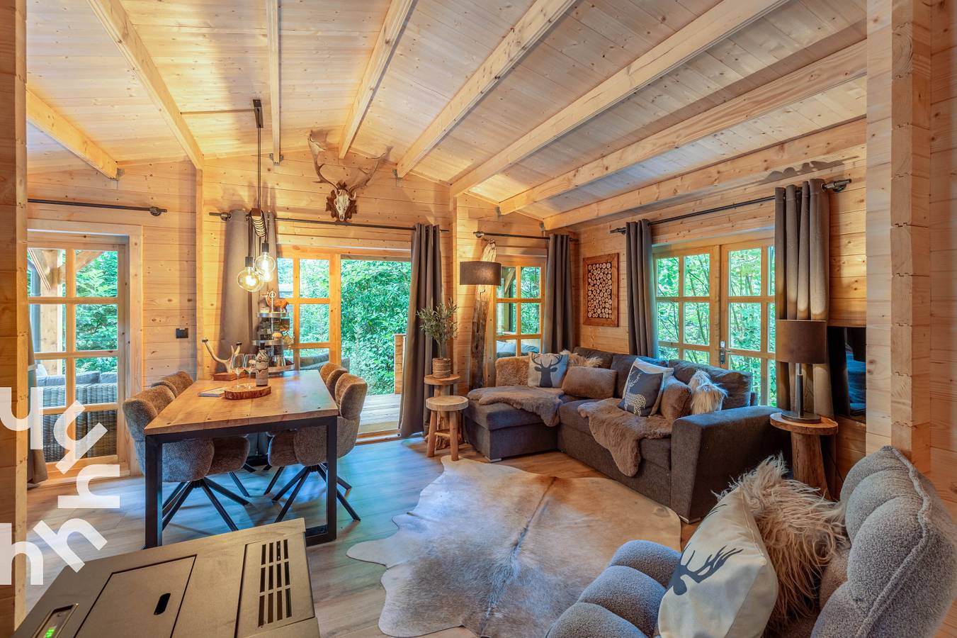 Sfeervolle natuurlodge voor 2-5 personen met haard en ruim bosperceel in Emst op de Veluwe in Epe, Veluwe