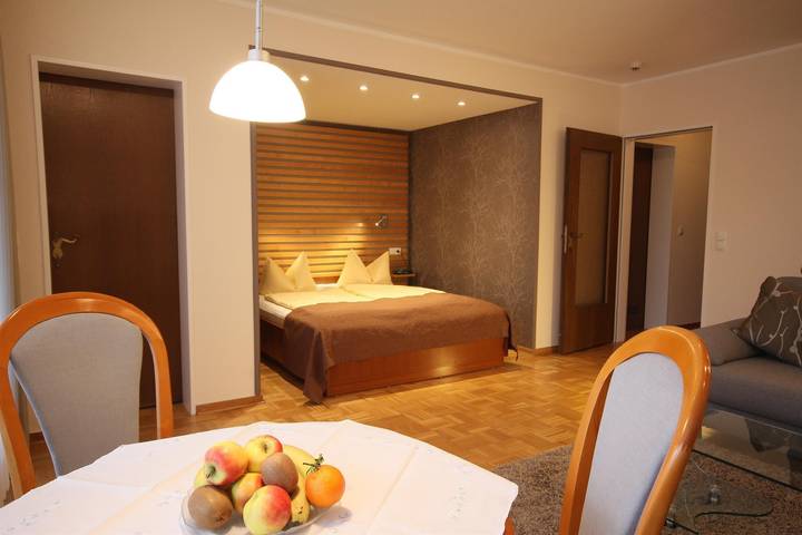 Ferienwohnung für 2 Personen, mit Balkon, kinderfreundlich in Bad Pyrmont - 2