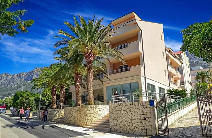 Hotel dla 2 osób, z ogród i basen oraz widok w Gradac