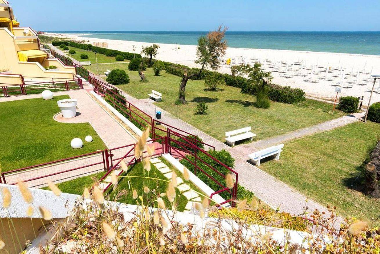 Apartamento entero,  Se085 - Senigallia, new two-room apartment facing the sea at the ''Pyramids'' in Senigallia, Senigallia (Municipality)