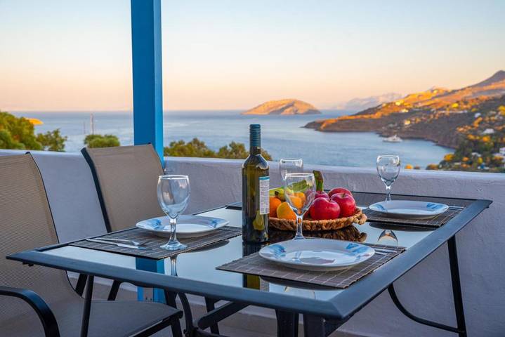 Villa voor 6 personen, met uitzicht en tuin, met huisdier in Leros