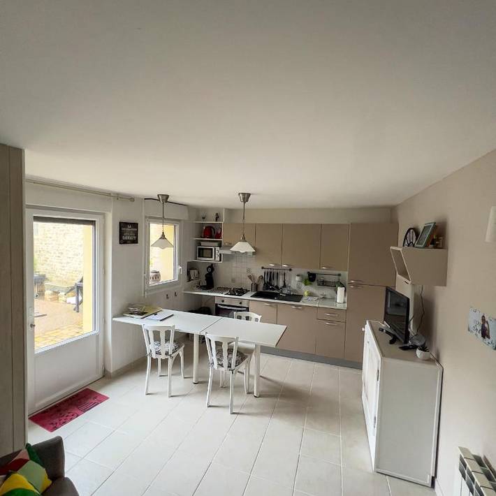 Gîte pour 3 personnes, avec terrasse à Formigny