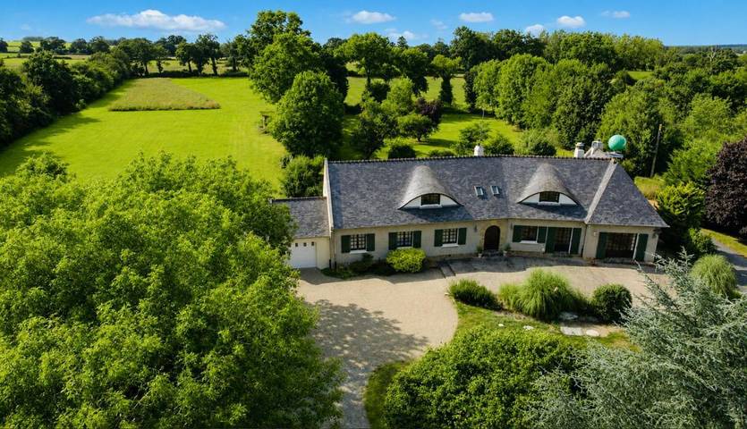 Chambre d’hôte pour 2 personnes, avec Jacuzzi et Terrasse ainsi que Jardin et Vue à Macey