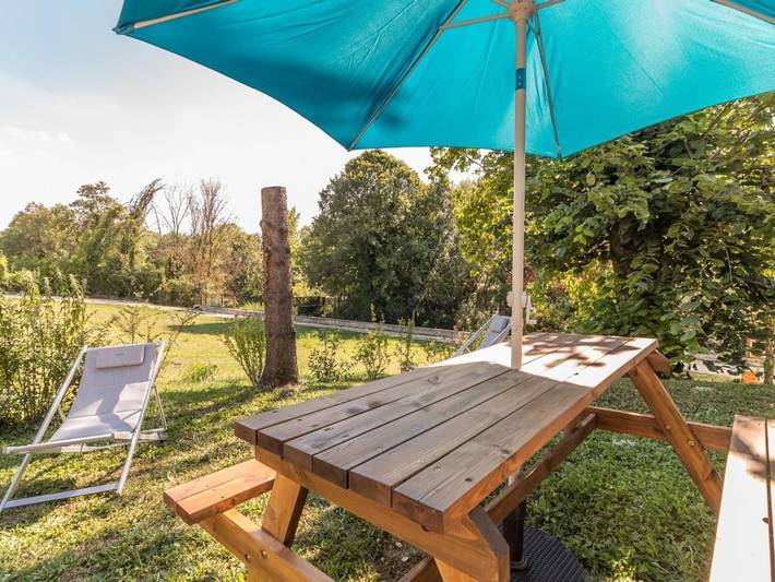 Geräumige Unterkunft in der Nähe von Dijon mit Terrasse, Garten und Parkplatz in Arceau, Dijon und Umgebung