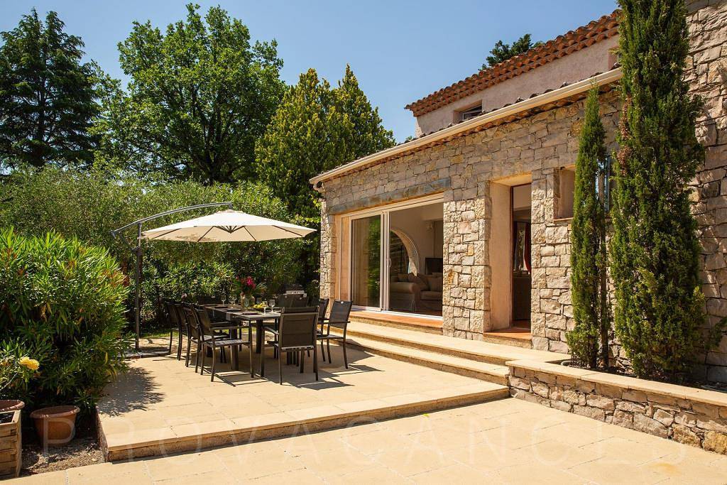 Villa pour 8 personnes avec jardin in Saint-Paul-en-Forêt, Côte méditerranéenne (France)