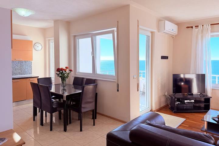 Gîte pour 6 personnes, avec vue sur l’océan et balcon, adapté aux familles à Durrës - 4