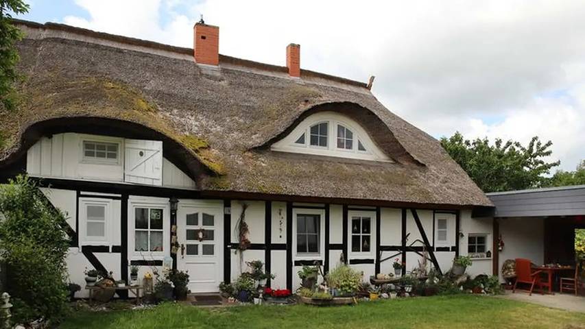 Holiday apartment für 3 Personen, mit Garten in Saal