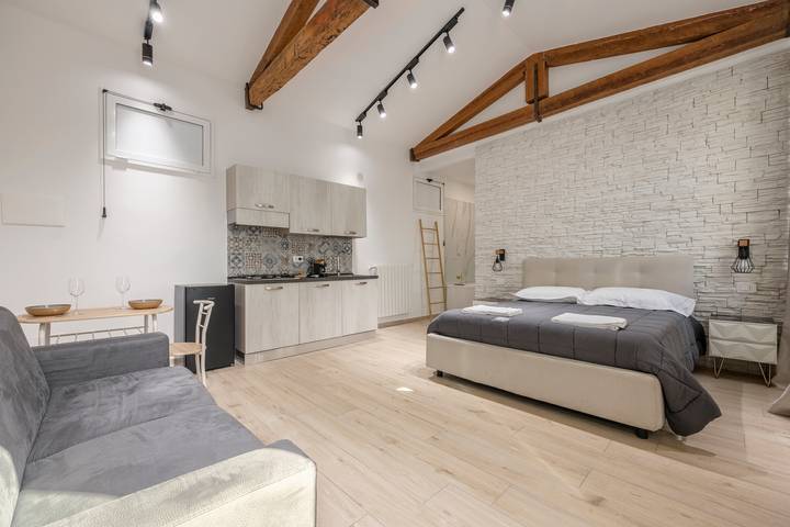 Ferienwohnung für 10 Personen, mit Whirlpool und Balkon in Palermo - 3