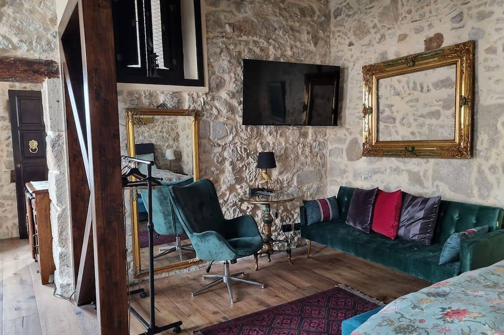Appartamento intero, Elegant old town apartment with sea view and roof terrace in Siracusa, Sicilia