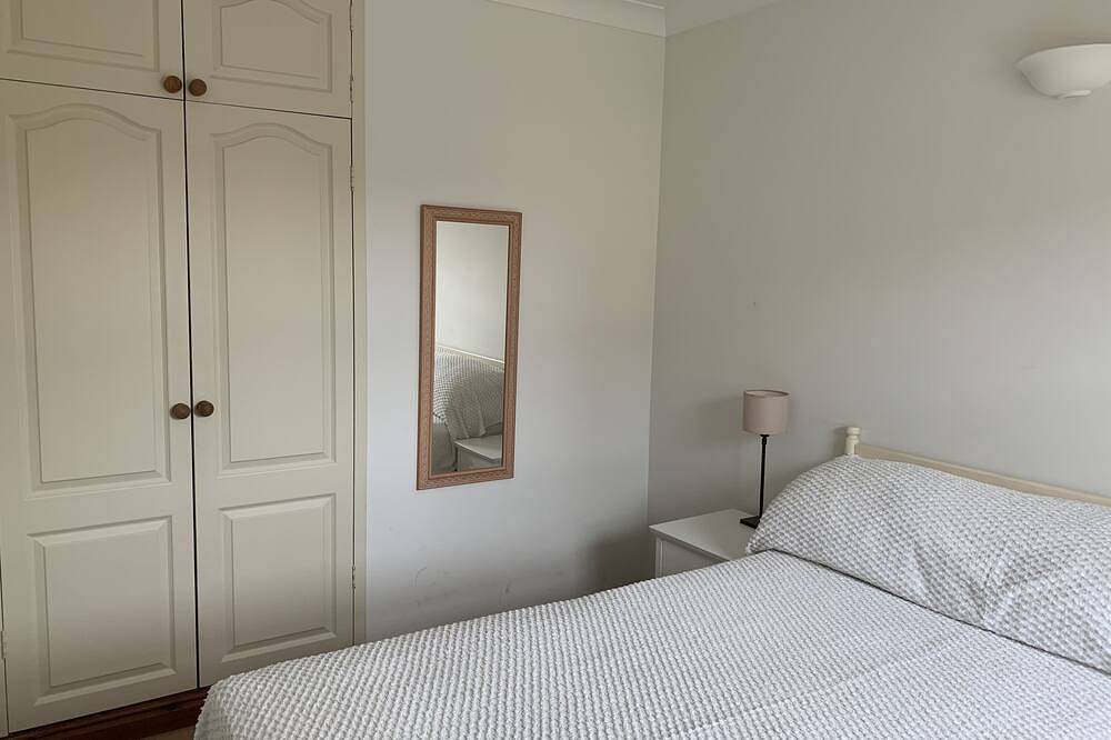 Cosy Carol Cottage Just Off The High Street in Chipping Campden, Gloucestershire