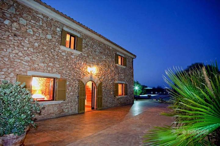 Chalet para 6 personas, con terraza además de piscina y jardín - 1
