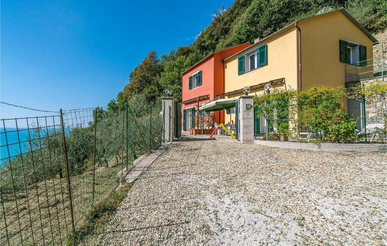 Appartamento al piano terra vicino alla spiaggia di Arena in Anzo-Setta, Framura