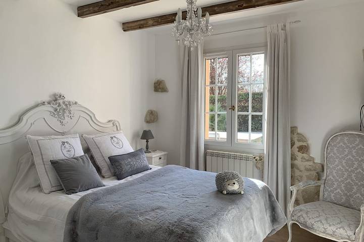 Location de vacances pour 8 personnes, avec Terrasse et Jardin à La Tour-d'Aigues - 3