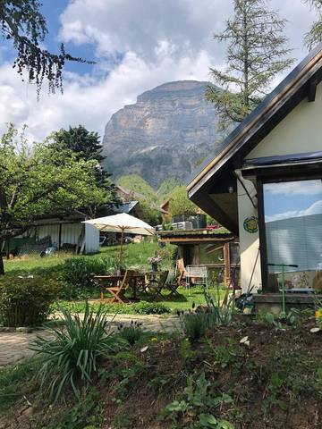 Gîte pour 5 personnes, avec jardin à Saint-Hilaire (Isère)