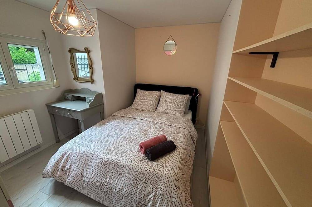 Grande maison au Le Plessis-pâté pour 10 personnes. À seulement 35 km de Paris. in Le Plessis-Pâté, Essonne